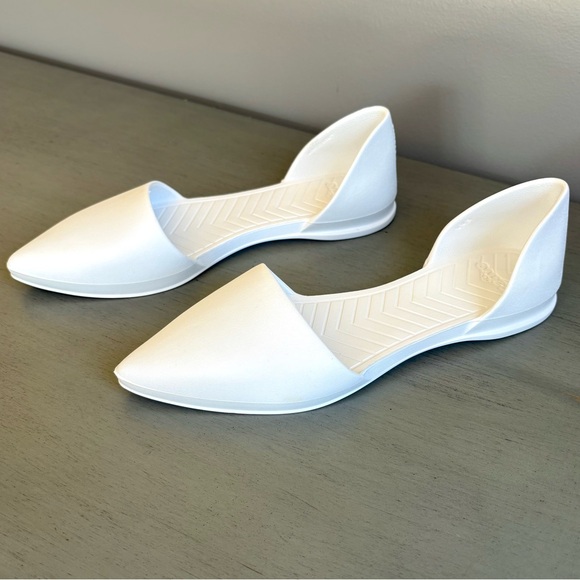 Native Audrey Shell White D-Orsays Women 9 Pointed Toe Flats Shoes Business - Picture 3 of 14